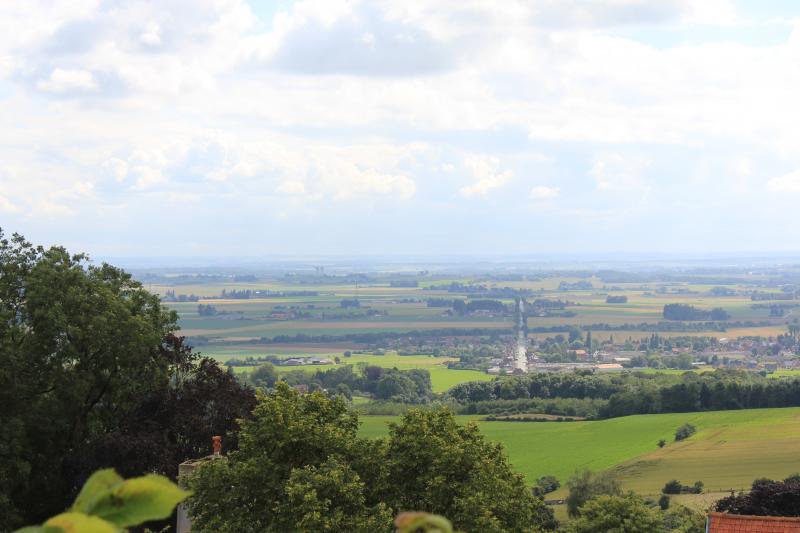 Cliquez sur l'image pour la voir en taille réelle 

Nom : 		panorma1.jpg 
Affichages :	1 
Taille :		50,1 Ko 
ID : 			456429